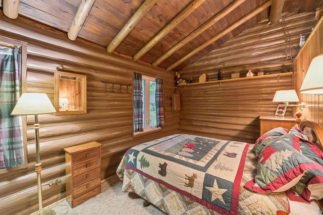 9625 Buskey Bay Dr, Iron River, WI 54847