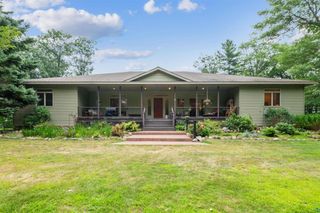 9625 Buskey Bay Dr, Iron River, WI 54847