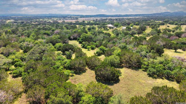 1220 flying t ranch, Bandera, TX 78003