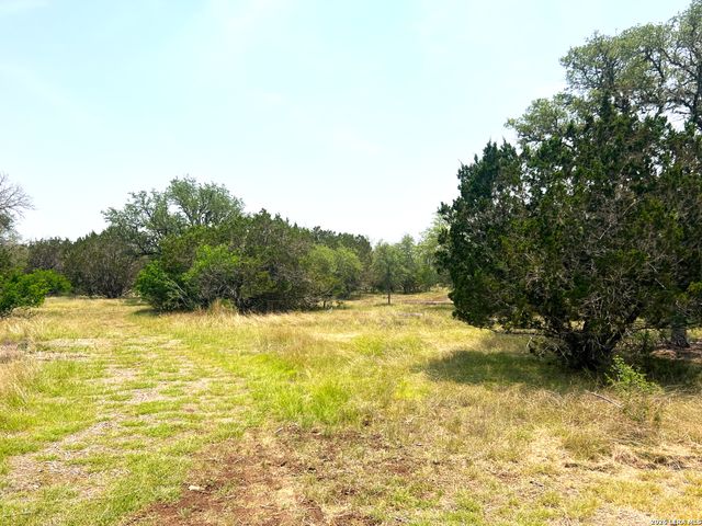 1220 flying t ranch, Bandera, TX 78003
