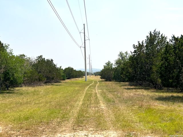 1220 flying t ranch, Bandera, TX 78003