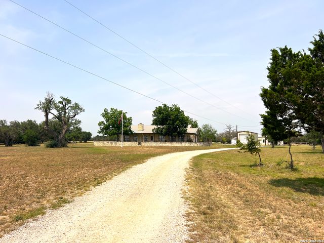 1220 flying t ranch, Bandera, TX 78003