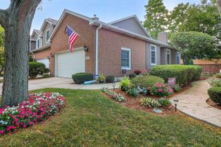 14630 Club Circle Drive, Oak Forest, IL 60452