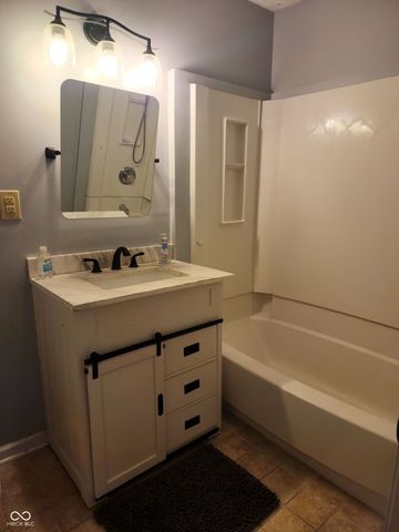 40 W Main Street, Monrovia, IN 46157