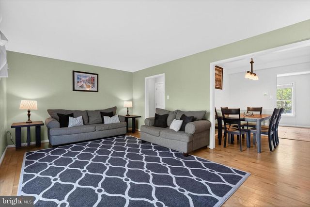 722 ALLENVIEW DRIVE, Mechanicsburg, PA 17055