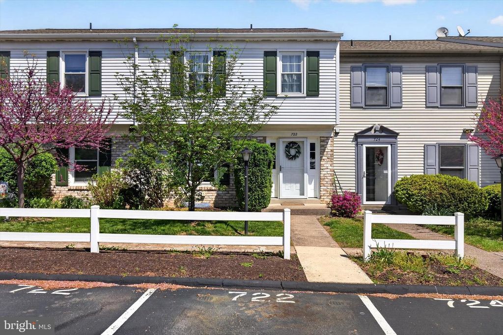 722 ALLENVIEW DRIVE, Mechanicsburg, PA 17055