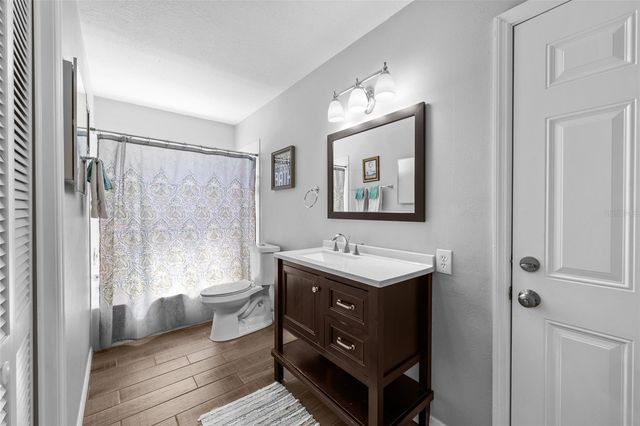2410 ARBORWOOD DRIVE, Valrico, FL 33596