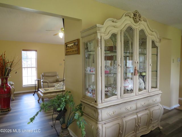 10372 Riggan Drive, Olive Branch, MS 38654