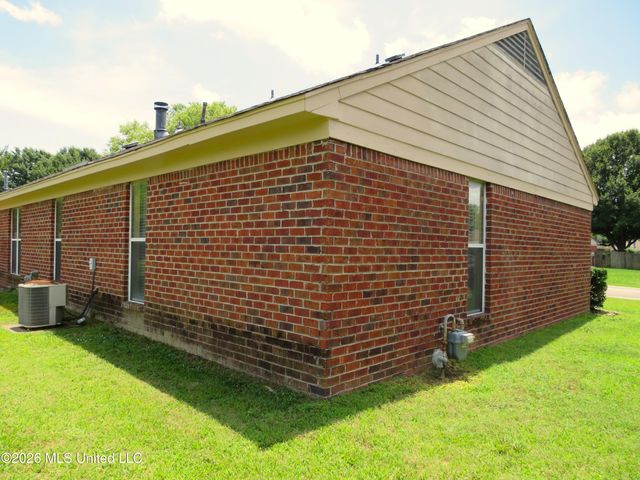 10372 Riggan Drive, Olive Branch, MS 38654