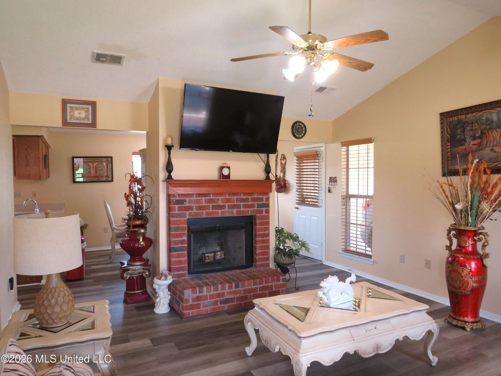 10372 Riggan Drive, Olive Branch, MS 38654 — photo 3