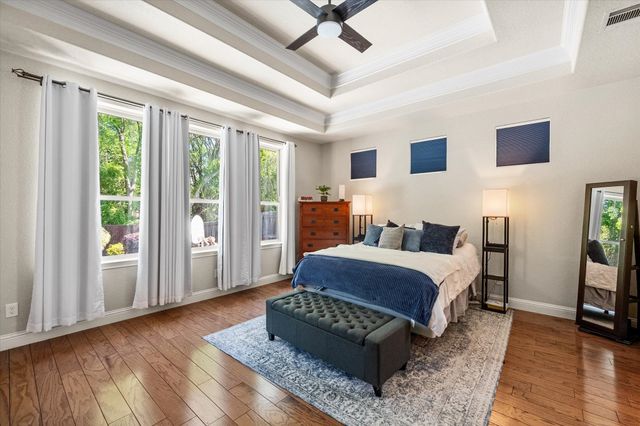 2711 Stonebriar Court, Arlington, TX 76001