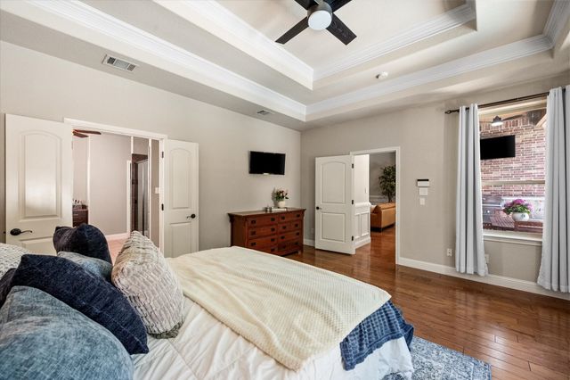 2711 Stonebriar Court, Arlington, TX 76001