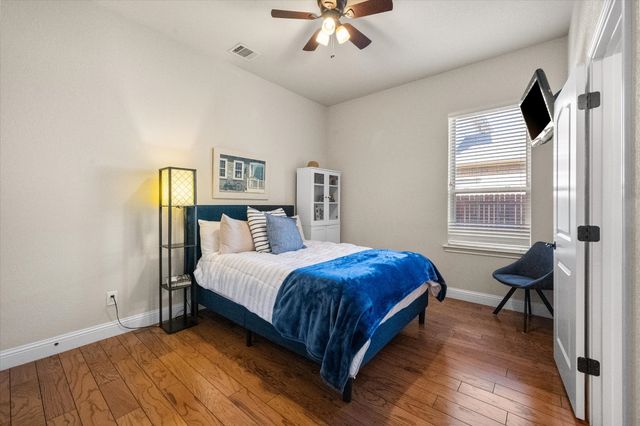 2711 Stonebriar Court, Arlington, TX 76001