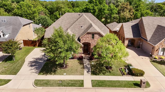 2711 Stonebriar Court, Arlington, TX 76001