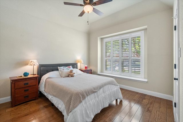 2711 Stonebriar Court, Arlington, TX 76001