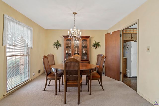 1051 Clairmont Place, Macon, GA 31204