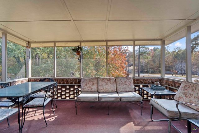 1051 Clairmont Place, Macon, GA 31204