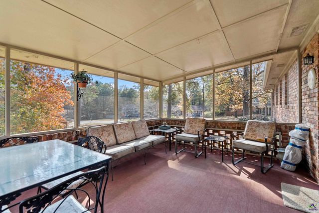 1051 Clairmont Place, Macon, GA 31204