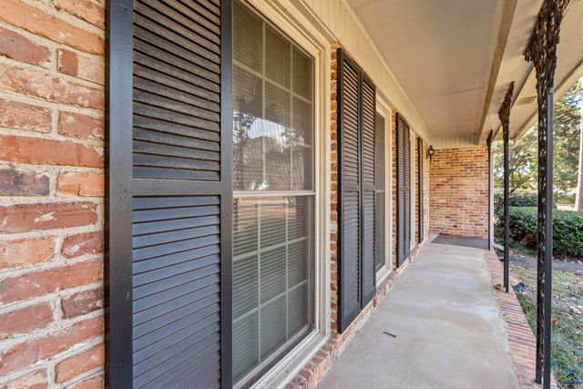 1051 Clairmont Place, Macon, GA 31204