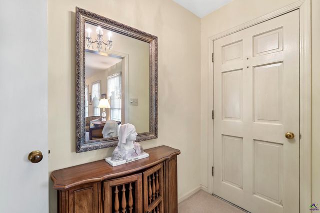 1051 Clairmont Place, Macon, GA 31204