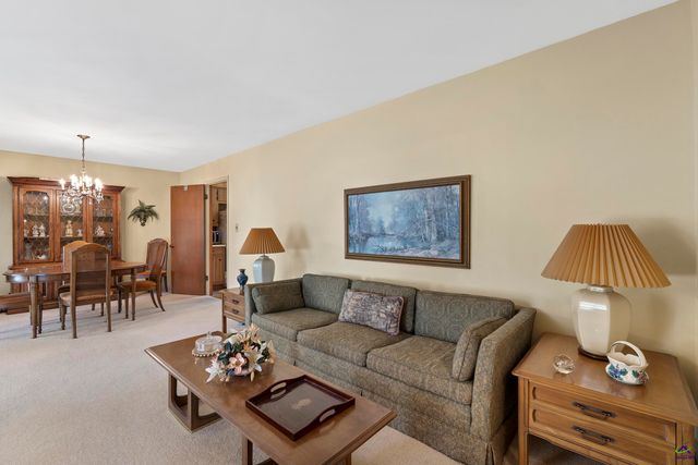 1051 Clairmont Place, Macon, GA 31204