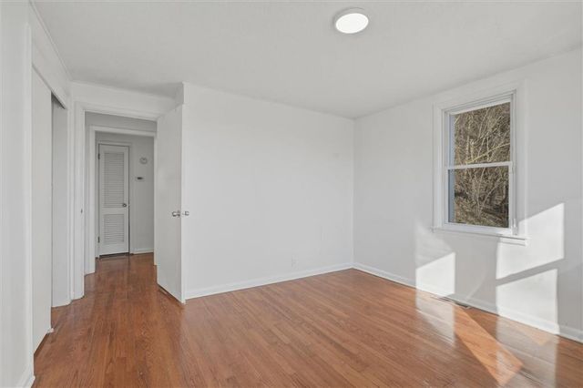 20118 E TRUMAN Road, Independence, MO 64056