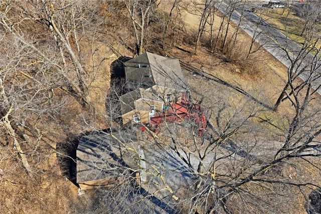 20118 E TRUMAN Road, Independence, MO 64056