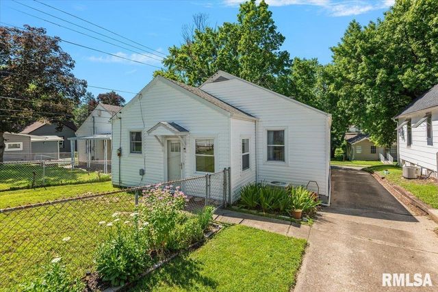 523 Wood Avenue, Springfield, IL 62702