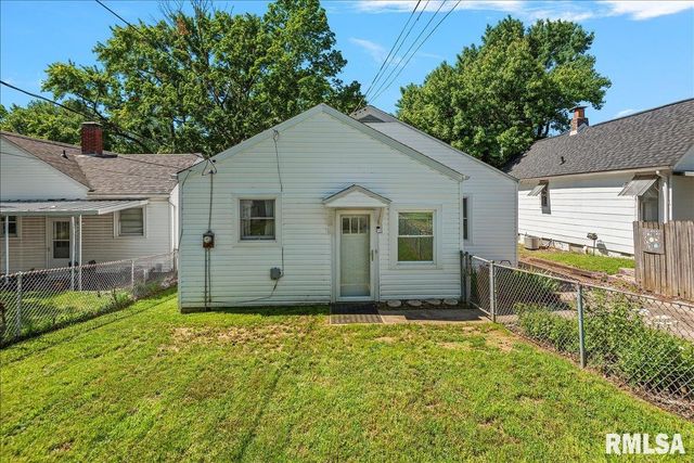 523 Wood Avenue, Springfield, IL 62702