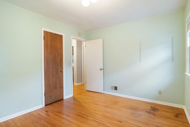 6233 12th Avenue S, Richfield, MN 55423