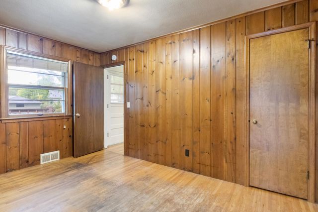 6233 12th Avenue S, Richfield, MN 55423