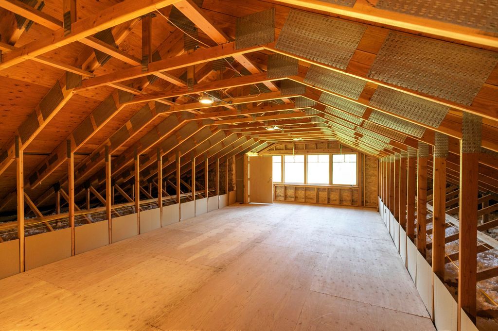 Address unavailable. photo 102