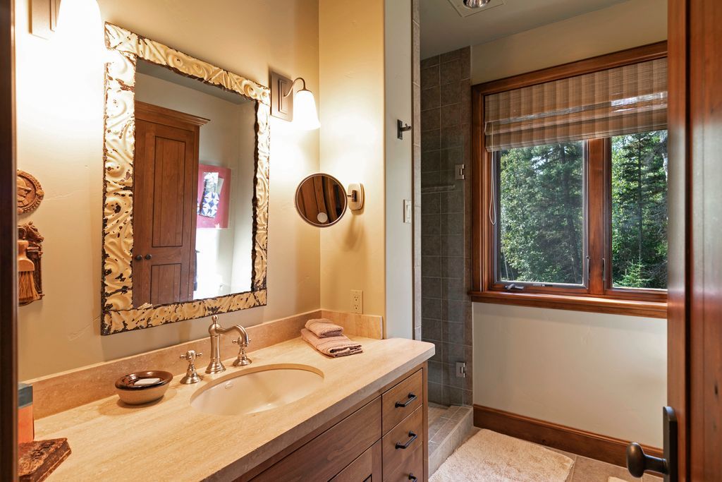 Address unavailable. photo 79