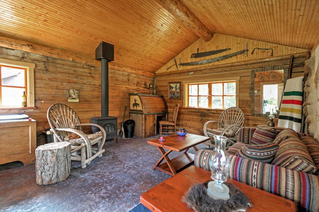 Address unavailable. photo 92