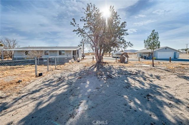 19665 Grey Mountain Road, Adelanto, CA 92301