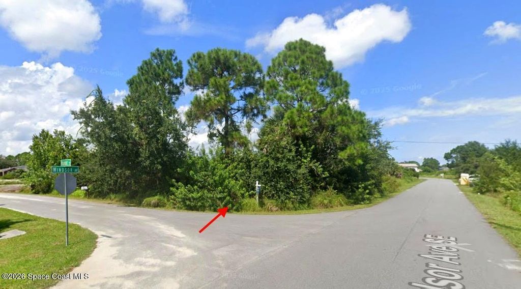 1698 Windsor Avenue SE, Palm Bay, FL 32909