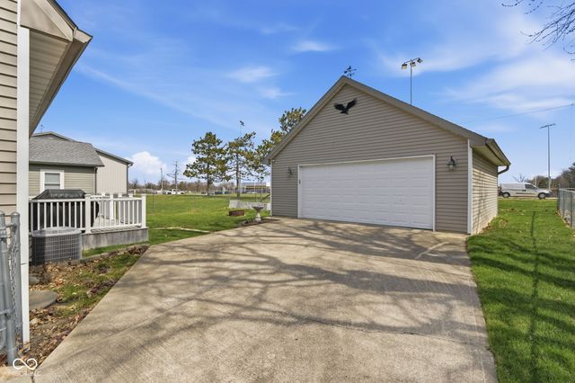 24155 Hinesley Road, Sheridan, IN 46069