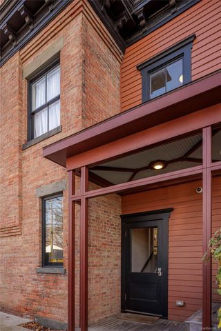 420 Warren, Hudson, NY 12534