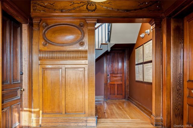 420 Warren, Hudson, NY 12534