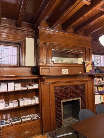 420 Warren, Hudson, NY 12534