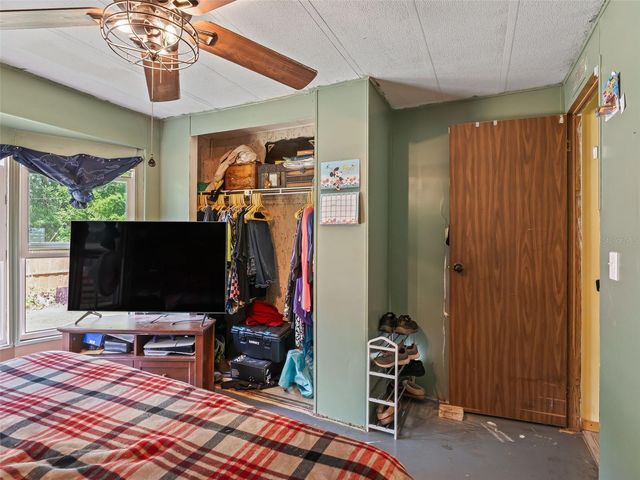 10114 SE 24TH ST, Webster, FL 33597