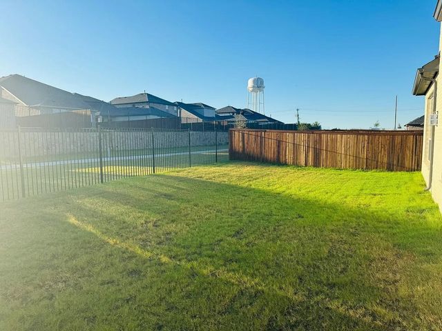 905 Tartane Drive, Anna, TX 75409