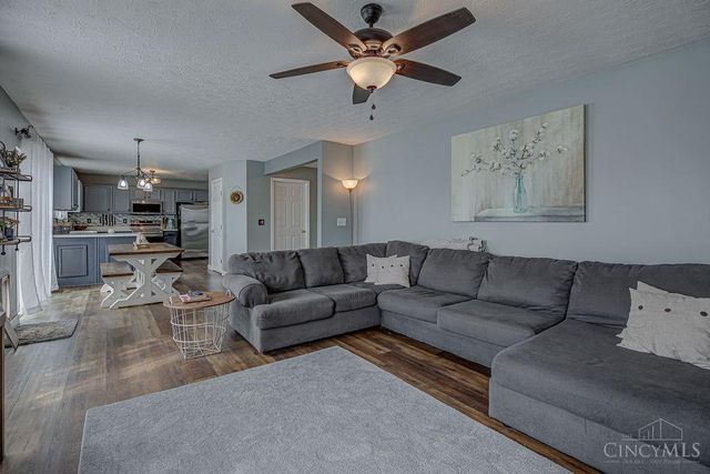 711 Hunter Court, Trenton, OH 45067