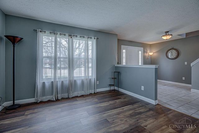 711 Hunter Court, Trenton, OH 45067