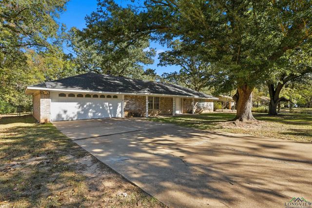 220 Eitelman Ln, Longview, TX 75605