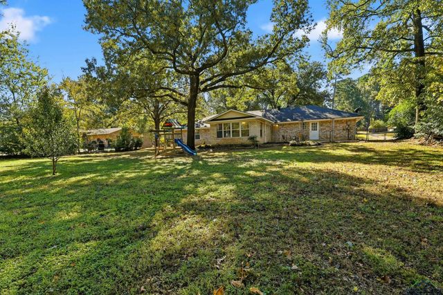 220 Eitelman Ln, Longview, TX 75605