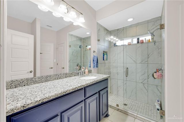 401 Templo Dorado Street, Mission, TX 78572