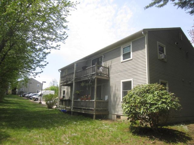 3 Sinclair Ave Apt 4, Somersworth, NH 03878