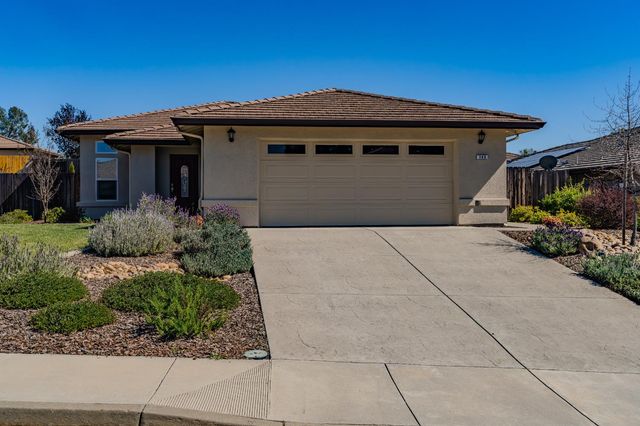 143 Emerald Ln, Jackson, CA 95642