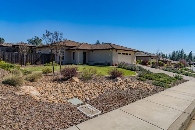 143 Emerald Ln, Jackson, CA 95642